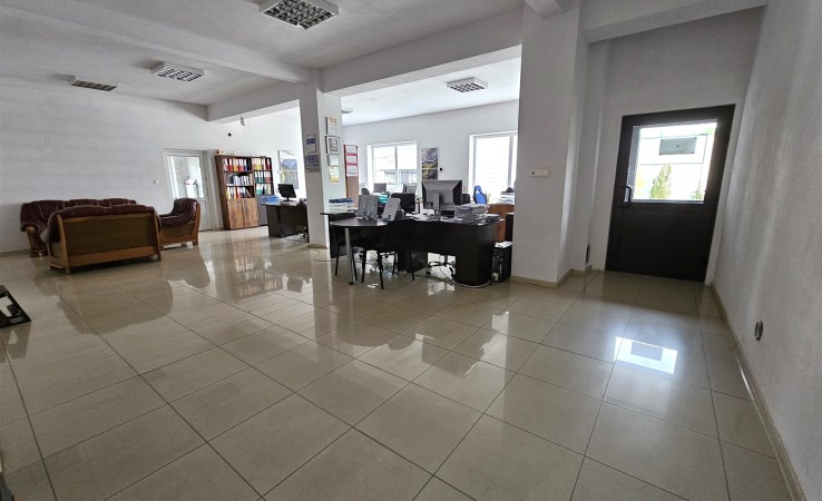 lokal na wynajem - Kielce, Leśniówka